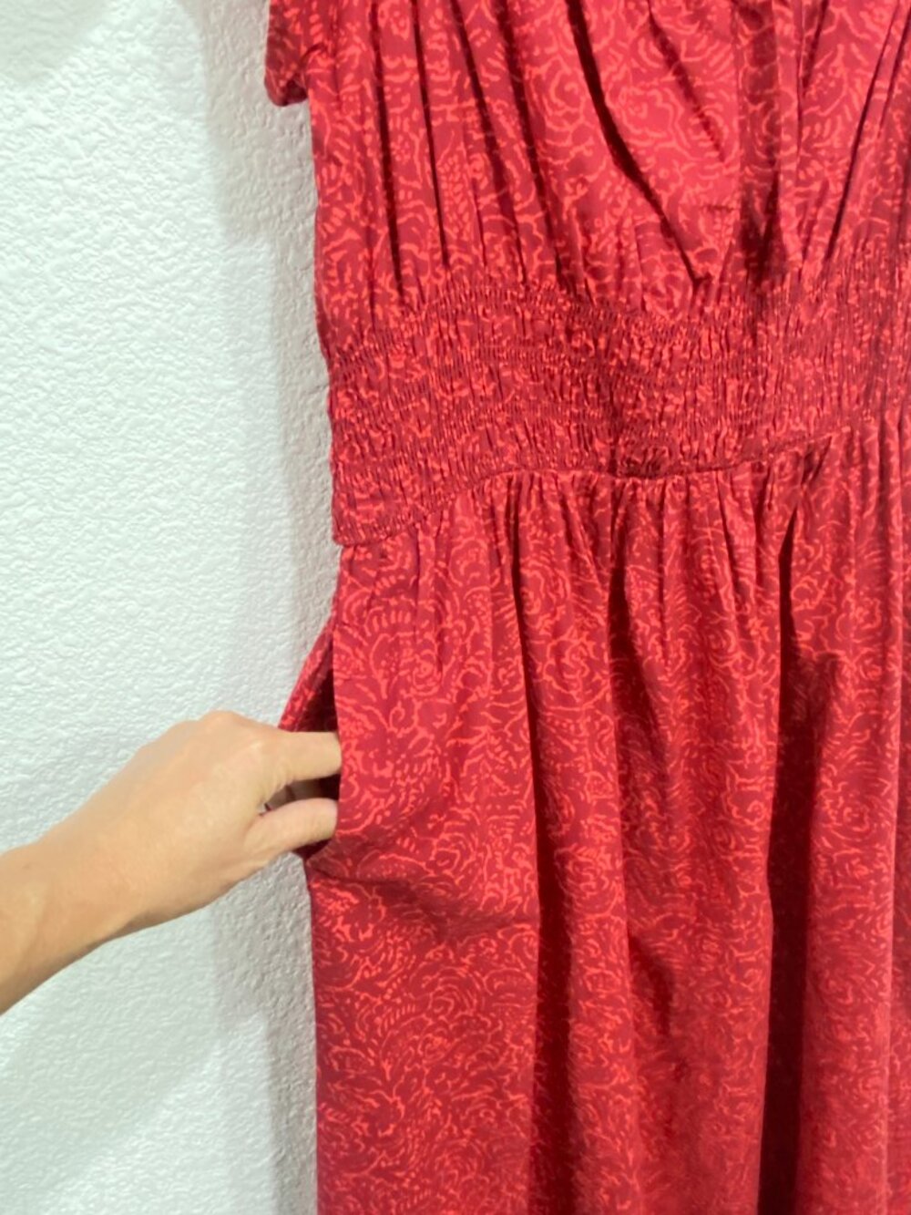 Universal Thread Smocked Flutter Sleeve Midi Dress Floral Red Medium - Picture 7 of 8